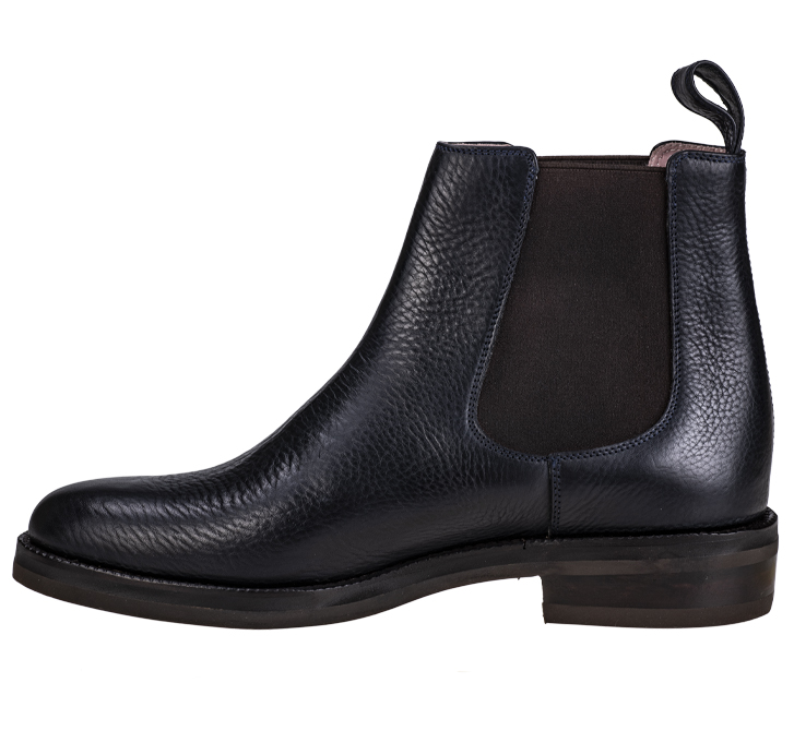 leather-boots-woman-rubber-band-side-in